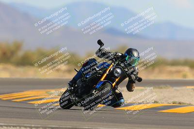 media/Oct-09-2022-SoCal Trackdays (Sun) [[95640aeeb6]]/Turn 15 (150pm)/